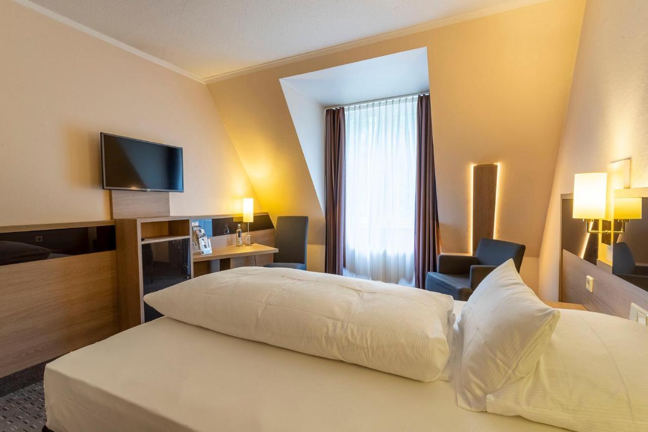 Parkhotel Berghoelzchen Hildesheim Ngoại thất bức ảnh