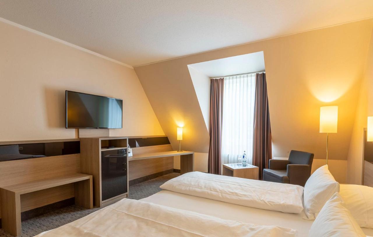 Parkhotel Berghoelzchen Hildesheim Ngoại thất bức ảnh