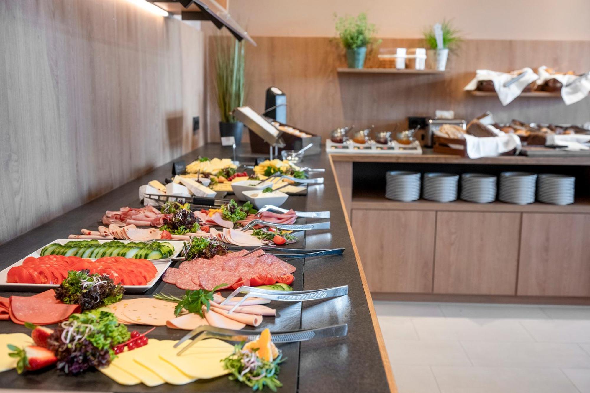 Parkhotel Berghoelzchen Hildesheim Ngoại thất bức ảnh